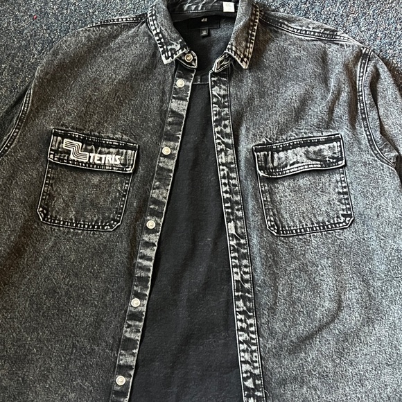 H&M Grey Denim Jacket With Embroidered Tetris Logo - Picture 3 of 7